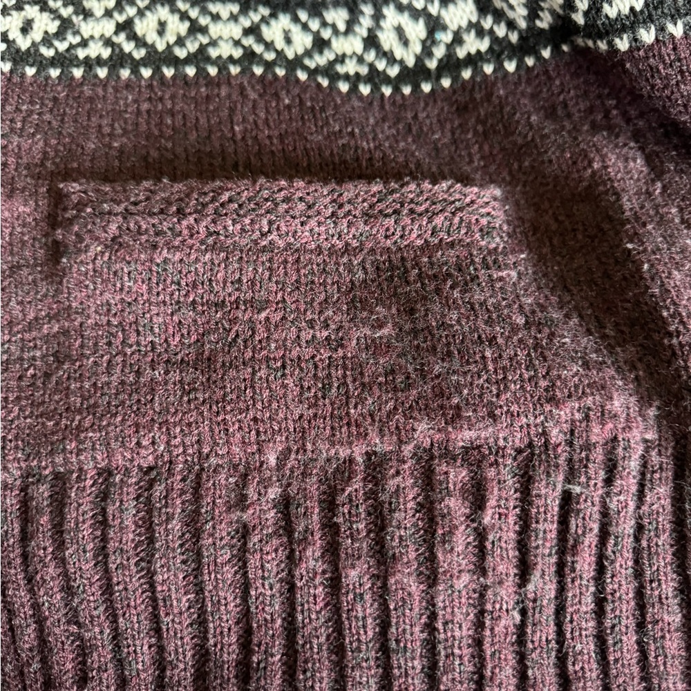 Zippered Cardigan Aztec Style - Picture 3 of 3